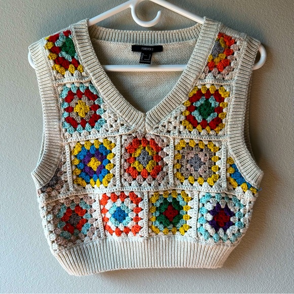 Forever 21 Tops - Forever 21 cropped crochet colorful granny square vest